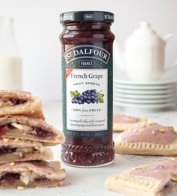 French Grape & Brie Pastry Pockets